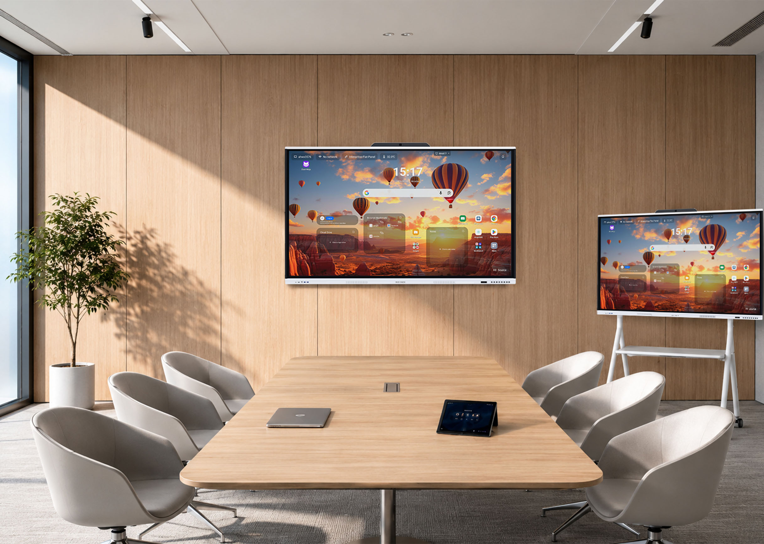 Multi-Screen Synchronized Display